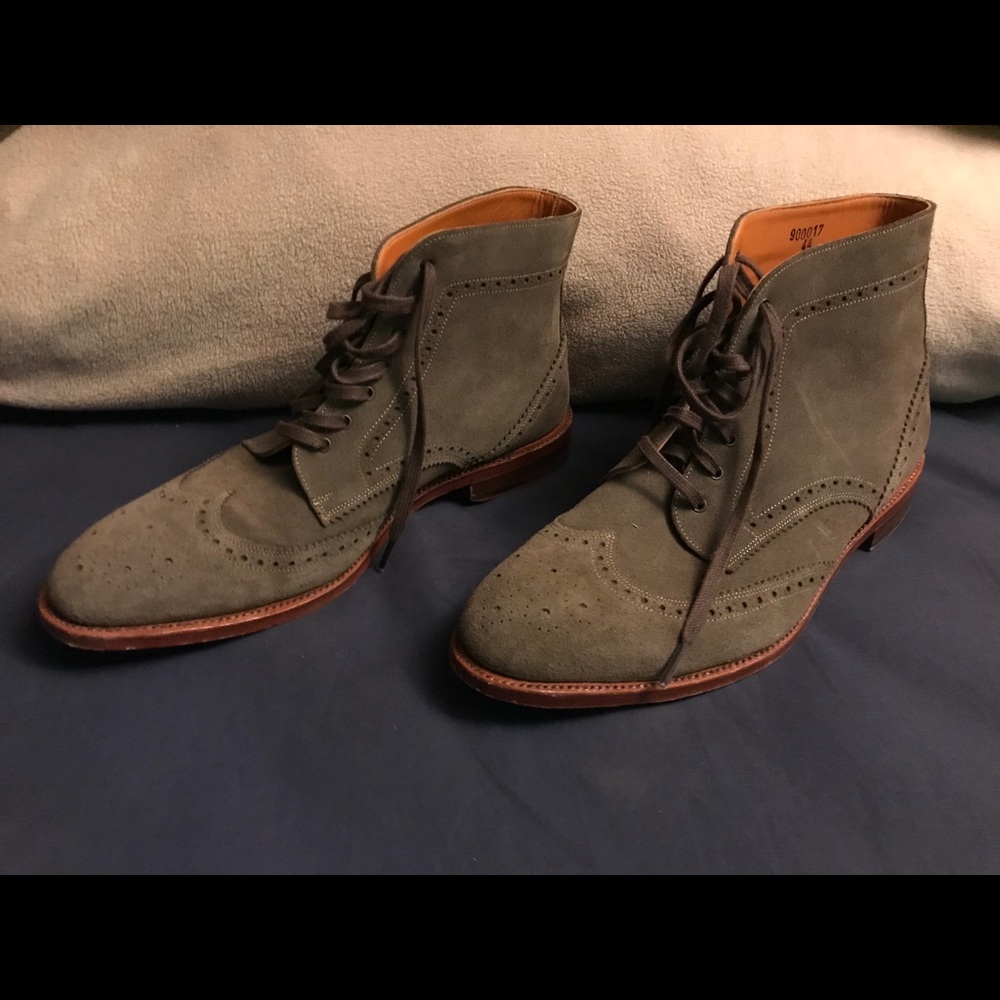 10.5D Wingtip Boots